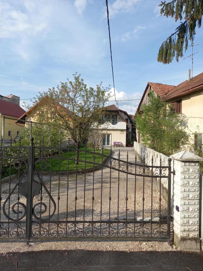 Stara Jezica Apartments With Wifi Ljubljana Exterior photo