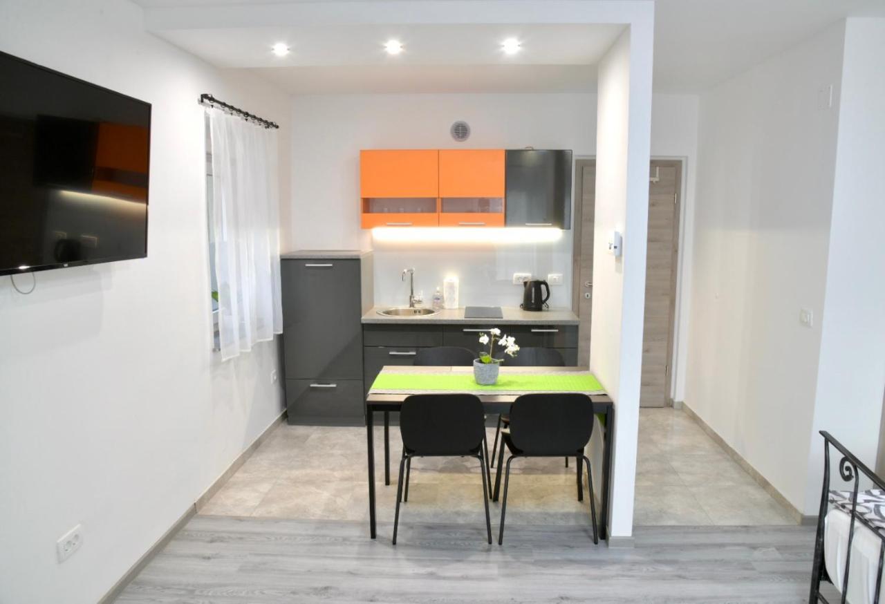 Stara Jezica Apartments With Wifi Ljubljana Exterior photo